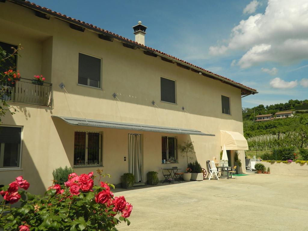 Rodello Bed & Breakfast Cascina Beatrice מראה חיצוני תמונה