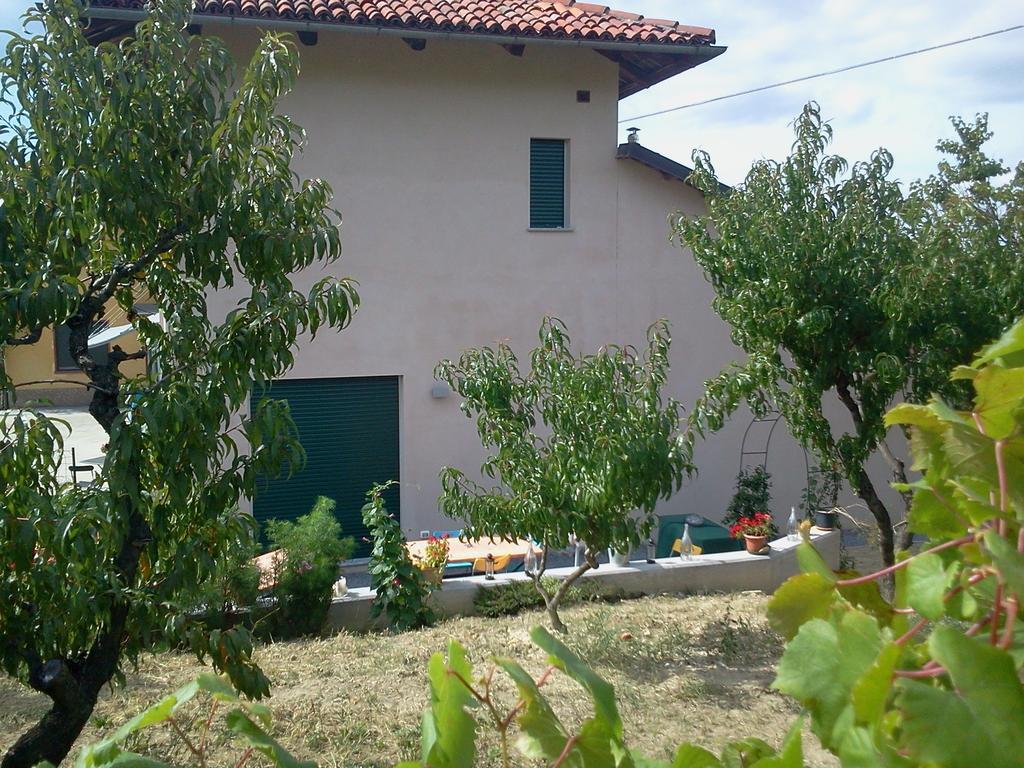 Rodello Bed & Breakfast Cascina Beatrice מראה חיצוני תמונה