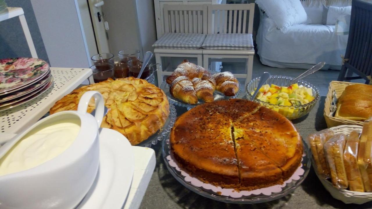 Rodello Bed & Breakfast Cascina Beatrice מראה חיצוני תמונה